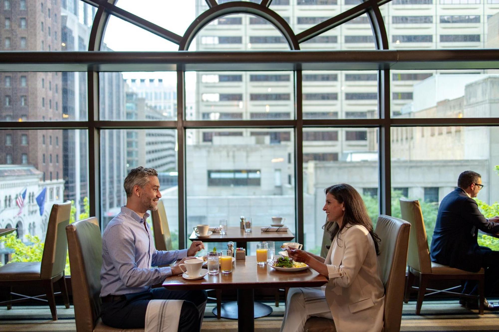 Omni Chicago Hotel Екстер'єр фото